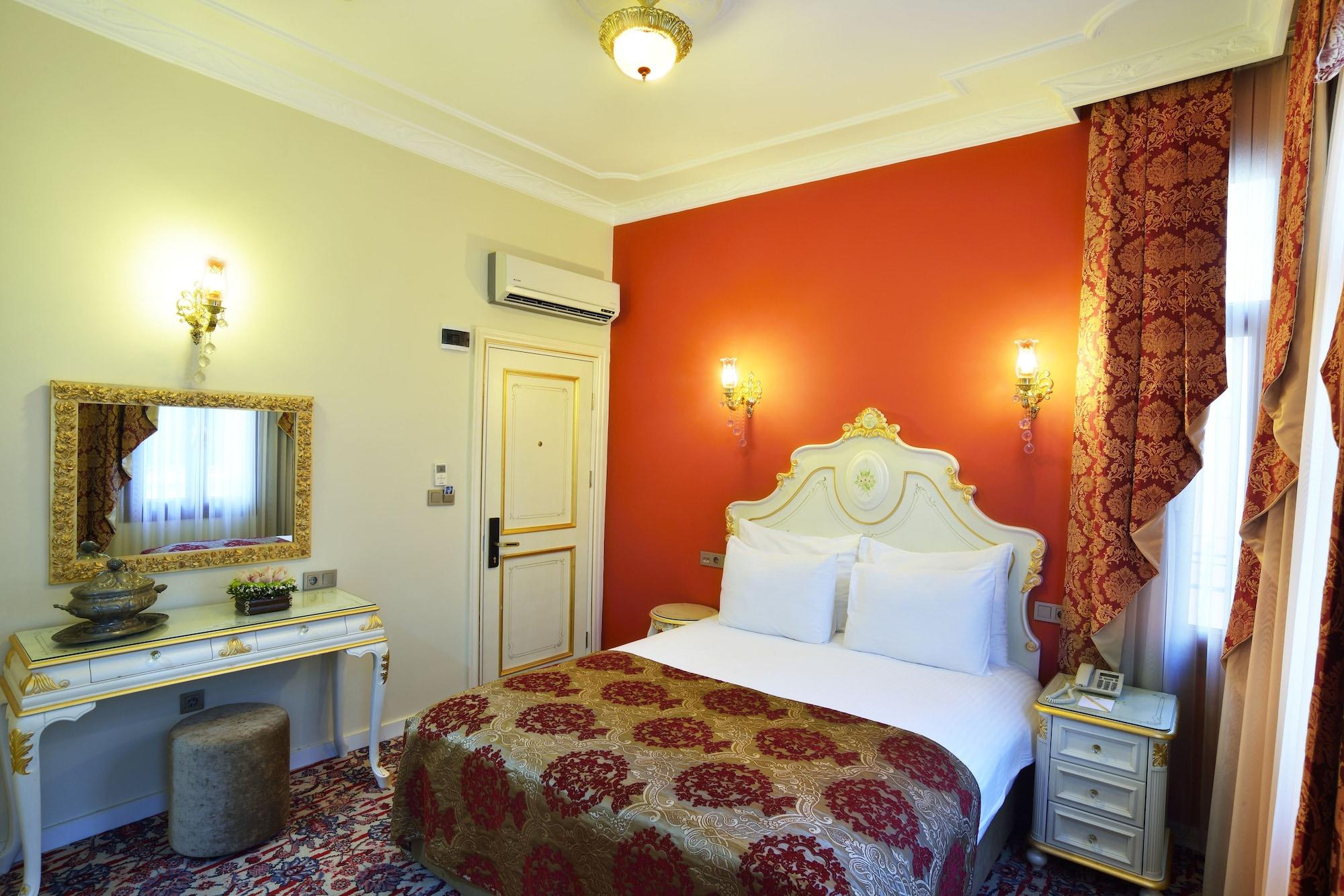 By Murat Crown Hotel Taksim Истанбул Екстериор снимка