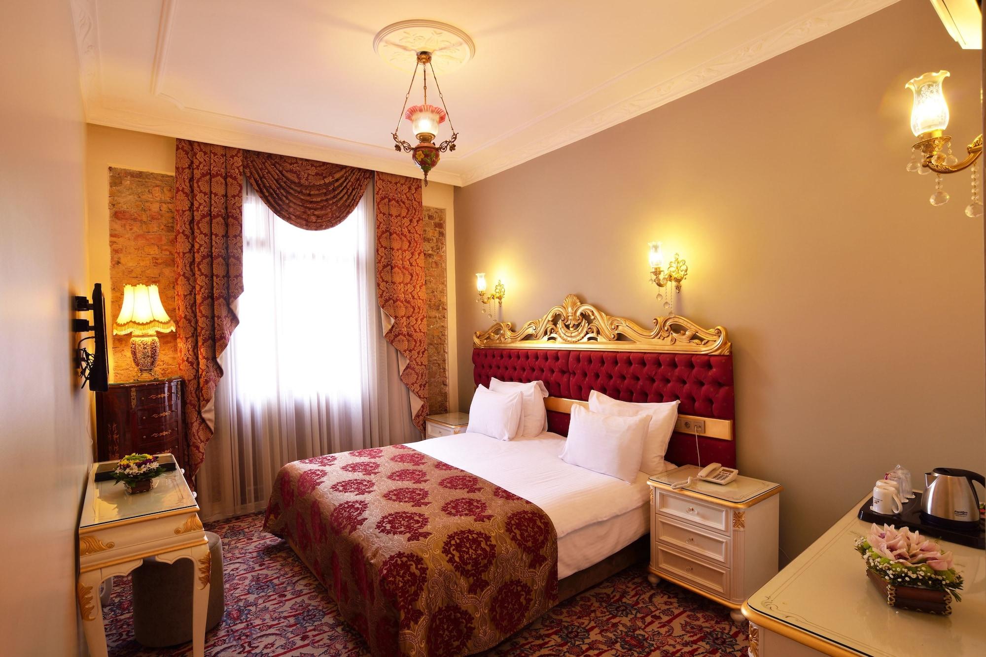 By Murat Crown Hotel Taksim Истанбул Екстериор снимка