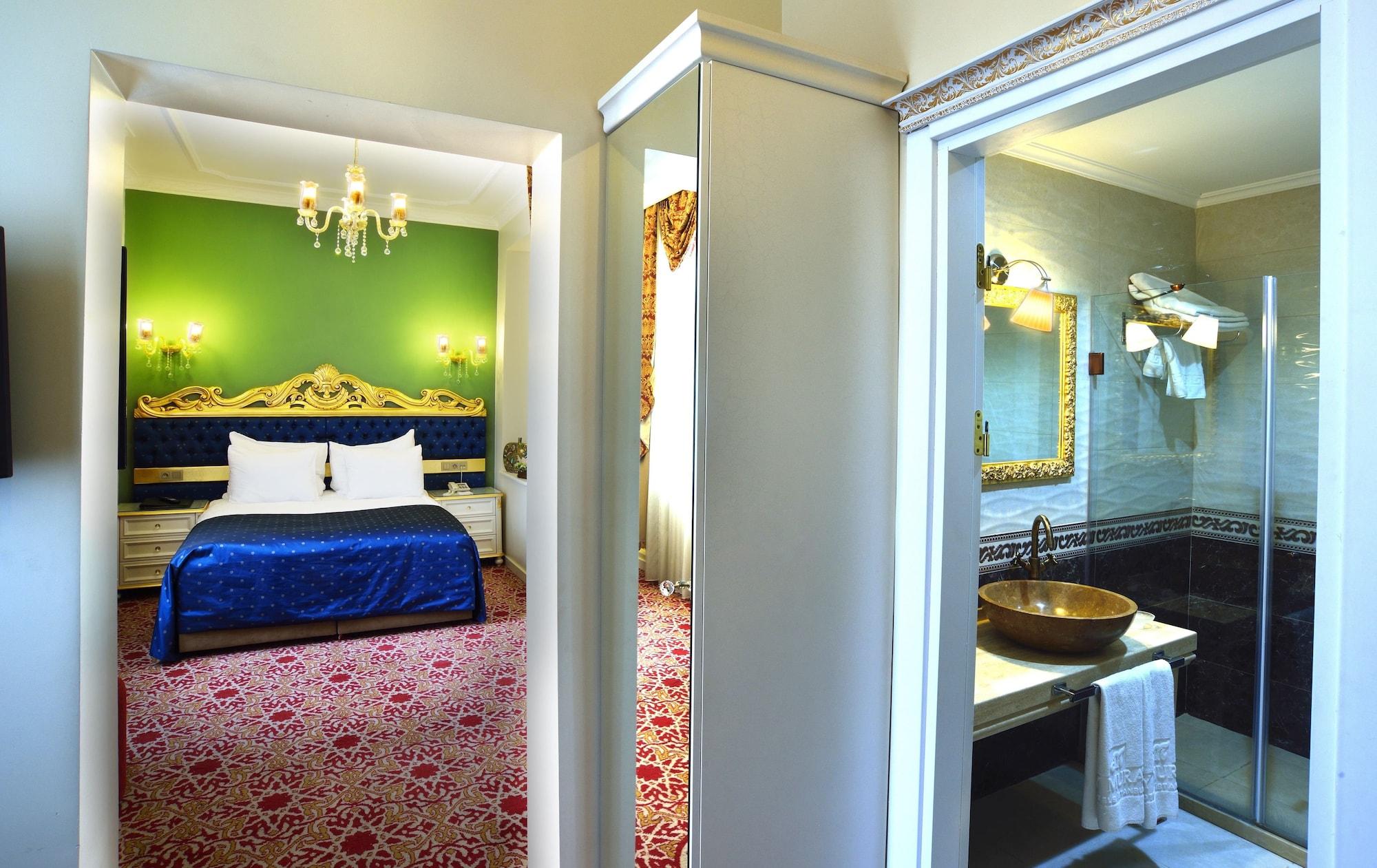 By Murat Crown Hotel Taksim Истанбул Екстериор снимка