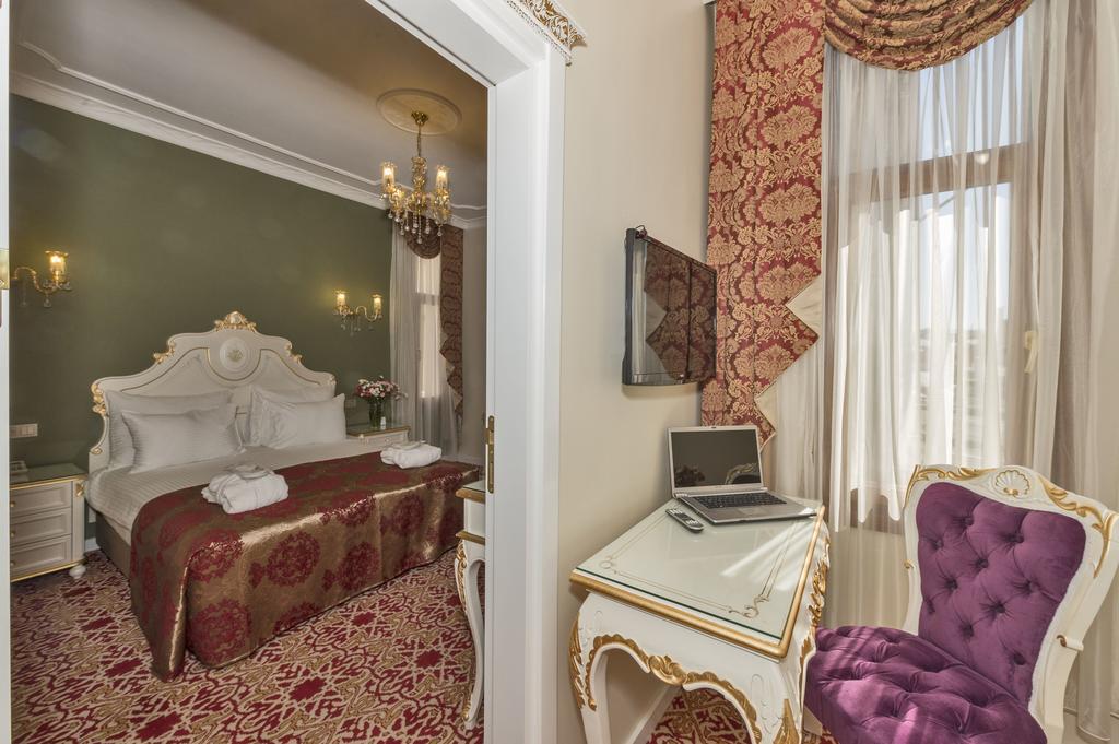 By Murat Crown Hotel Taksim Истанбул Екстериор снимка