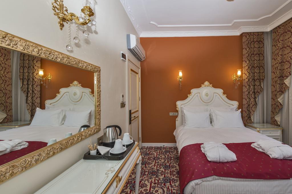 By Murat Crown Hotel Taksim Истанбул Екстериор снимка