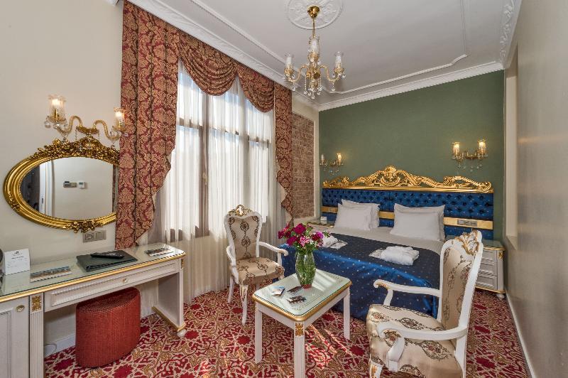 By Murat Crown Hotel Taksim Истанбул Екстериор снимка